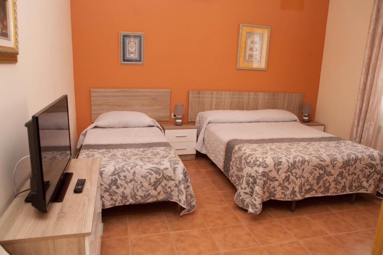 La Rosaleda De Orgaz Guest House Exterior foto