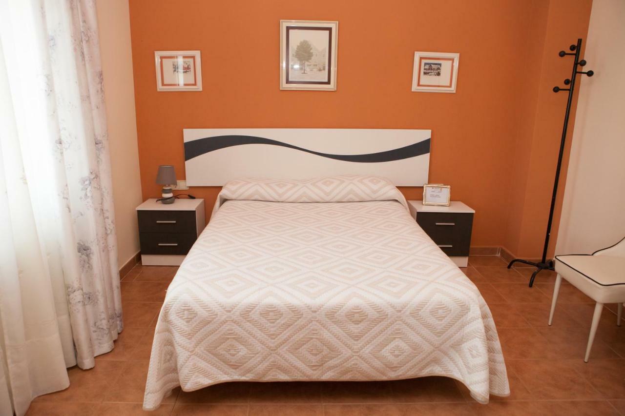 La Rosaleda De Orgaz Guest House Exterior foto